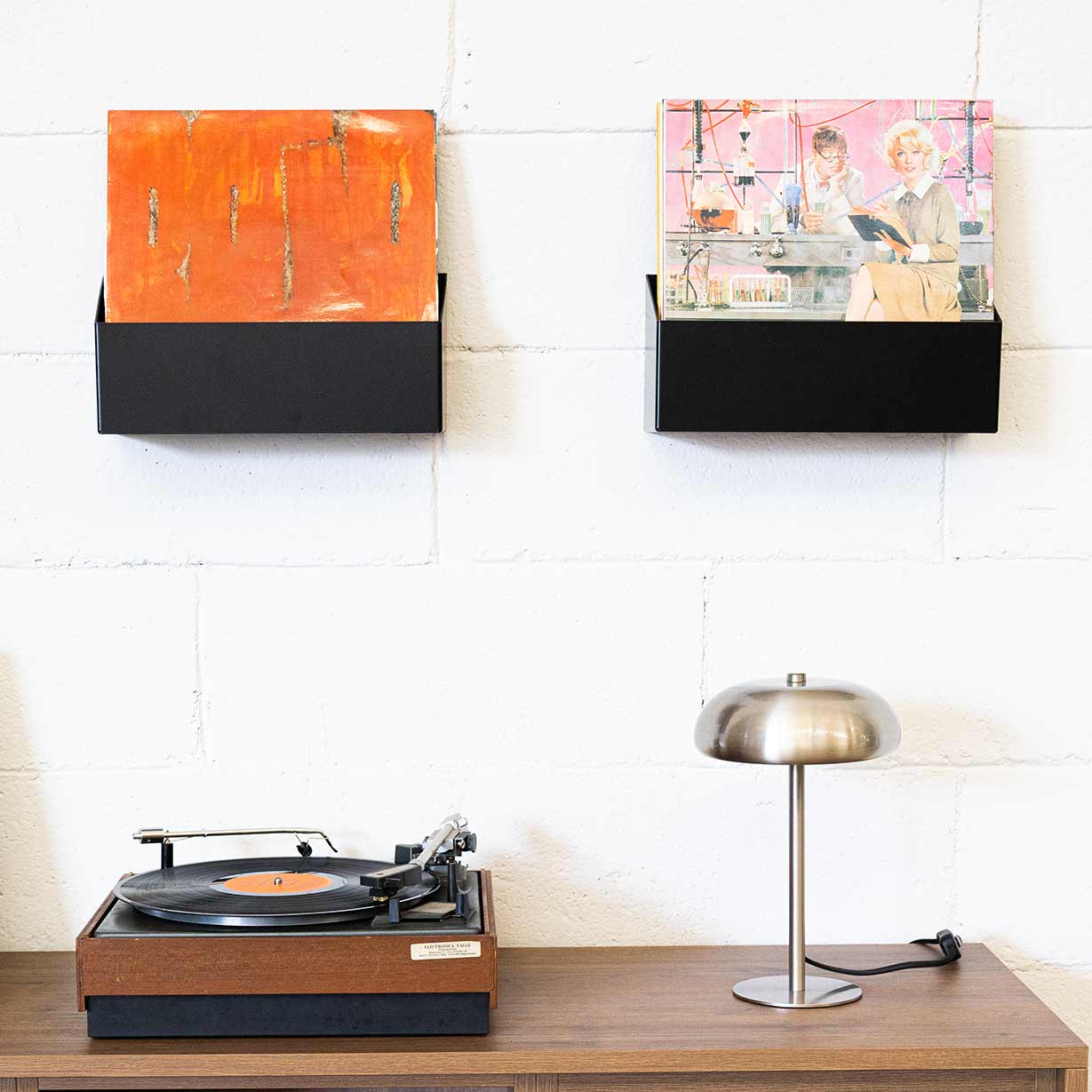 Estante flotante para discos de vinilo de pared, acero negro, con portadas, resistente, capacidad almacenaje