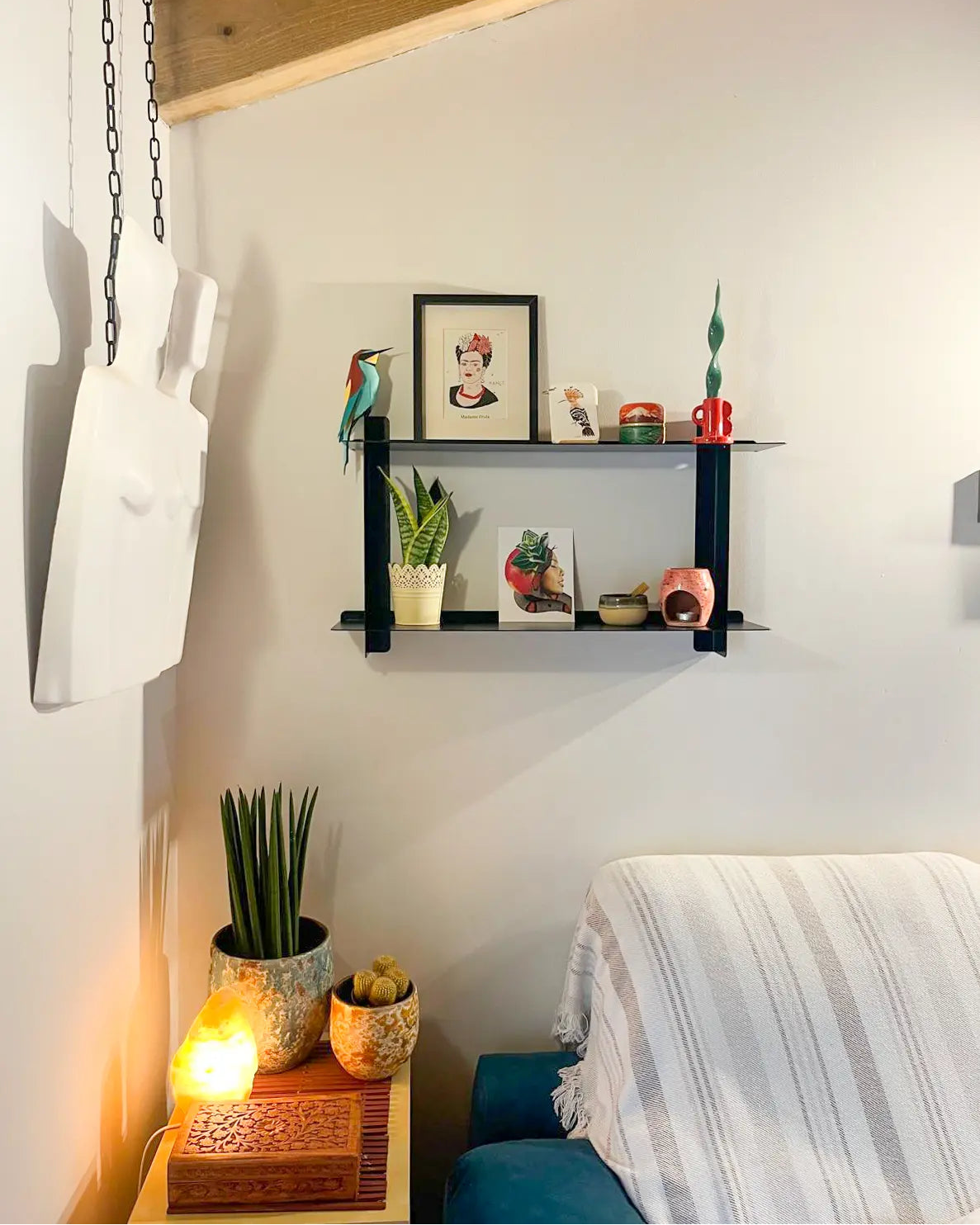 Estantería flotante negra metálica, 2 baldas, acero, diseño moderno