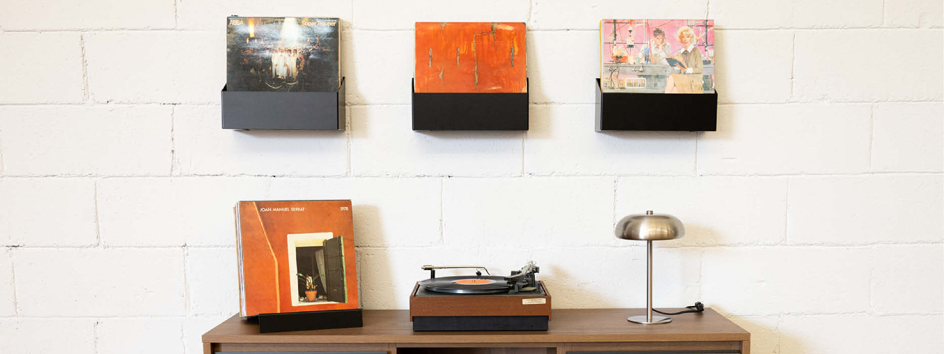 Estante flotante para discos de vinilo de pared, acero negro, con portadas, resistente, capacidad almacenaje